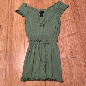 Cap sleeve green sweater top